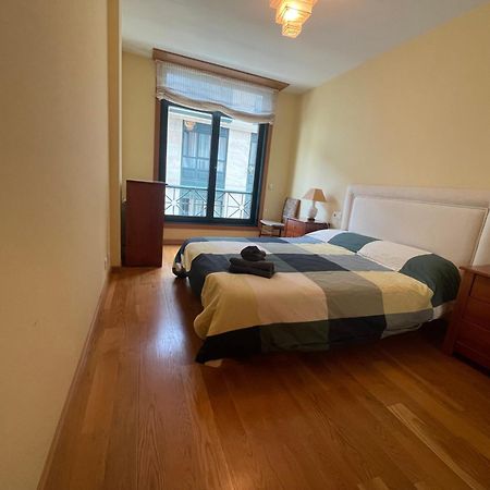 Apartamento En Ribeira A 200M De La Playa Luaran gambar